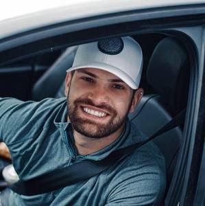 Meet your Posher, Dustin